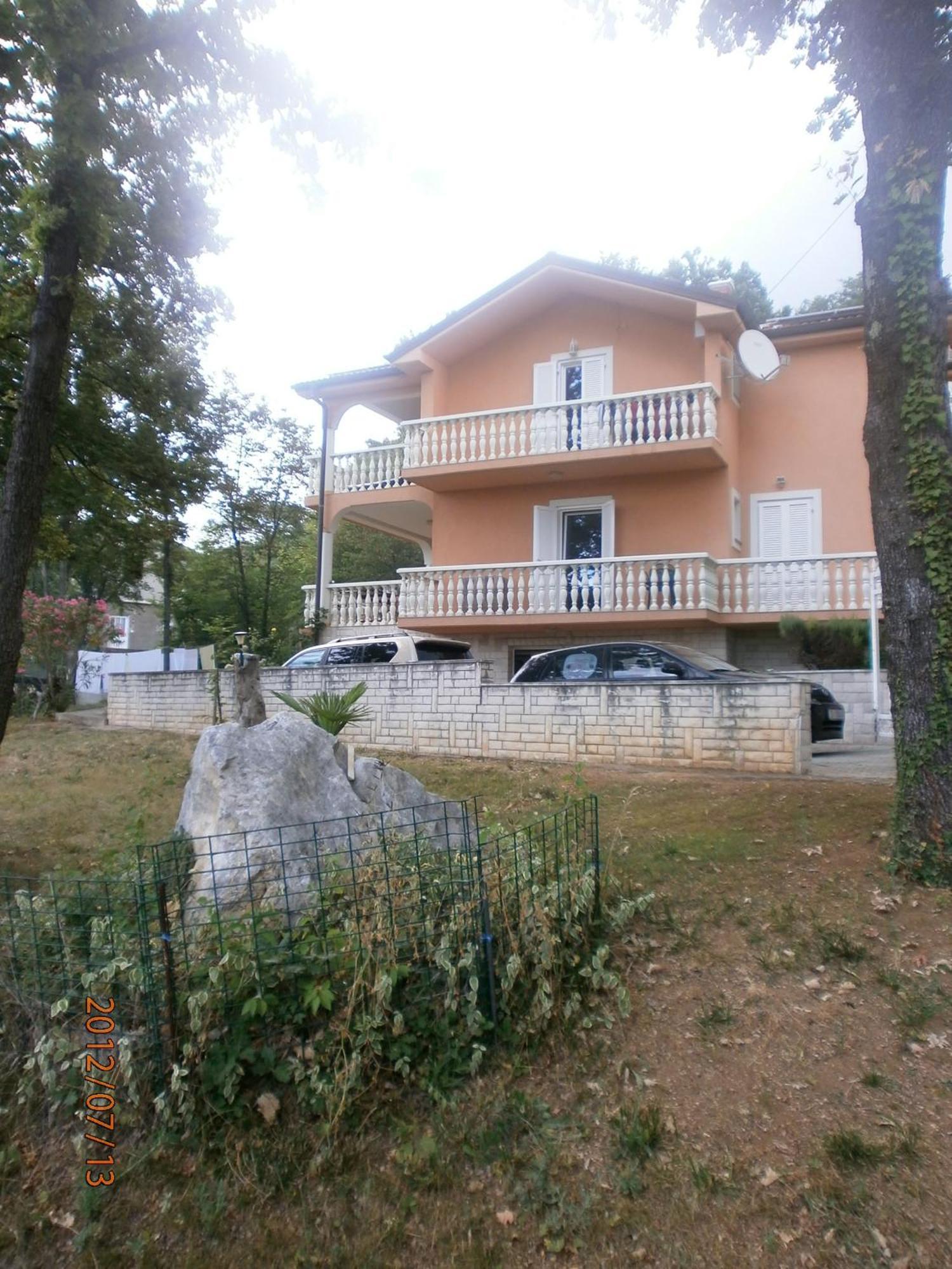 Apartments Viktorija Omišalj Eksteriør billede